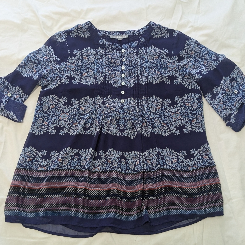 Daniel Rainn Top In EUC